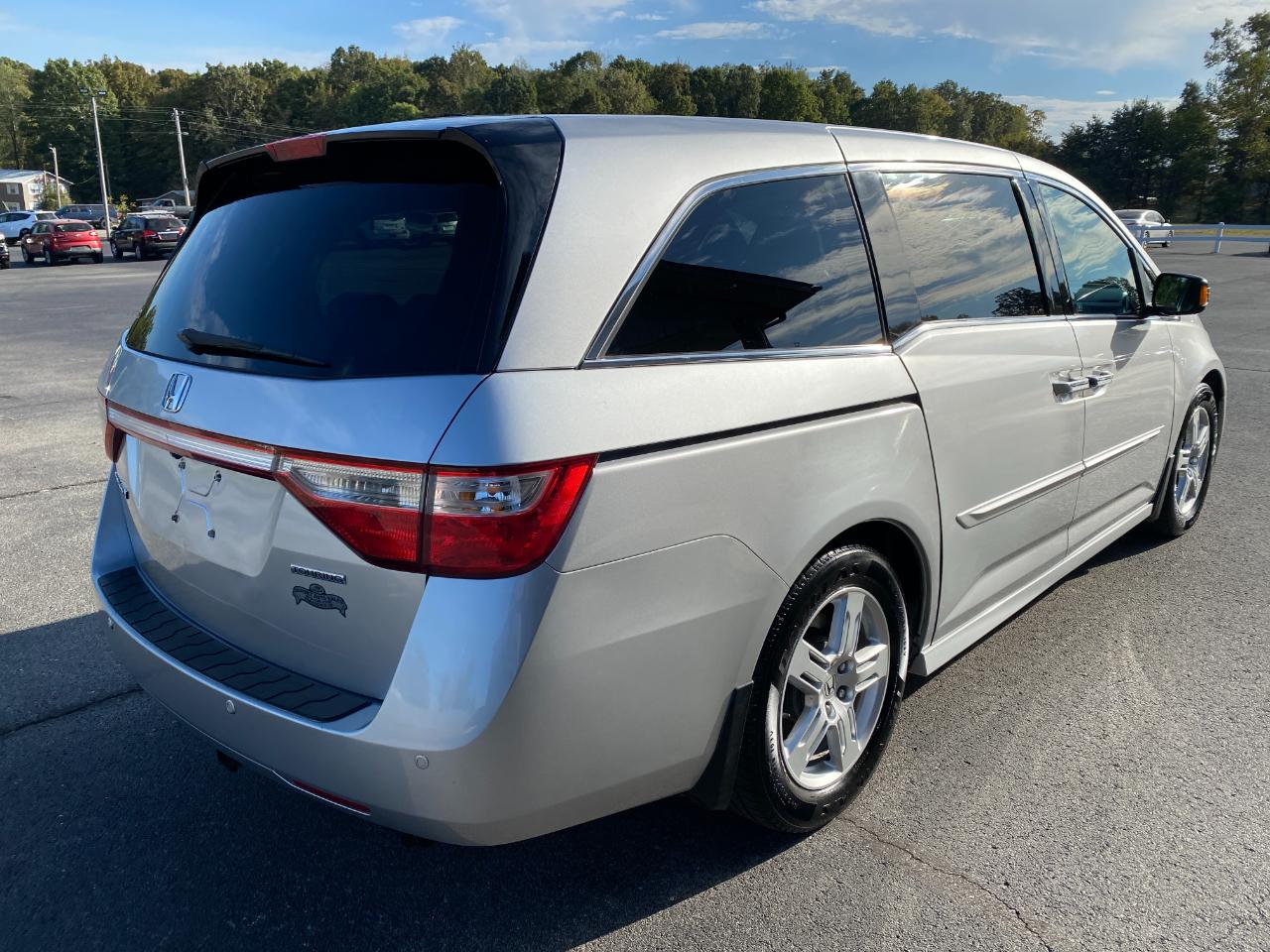 Honda Odyssey Touring 2012