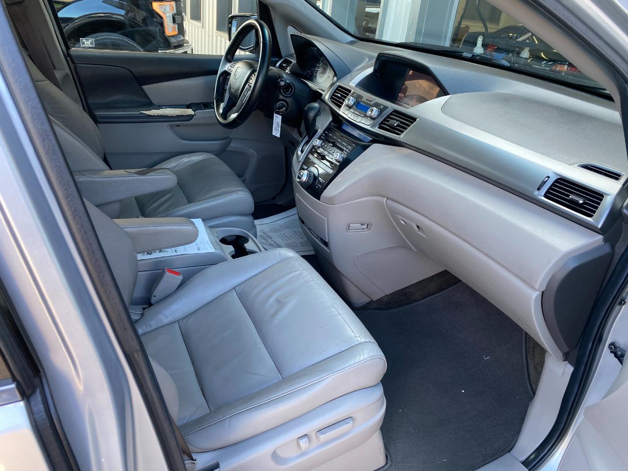 Honda Odyssey Touring 2012