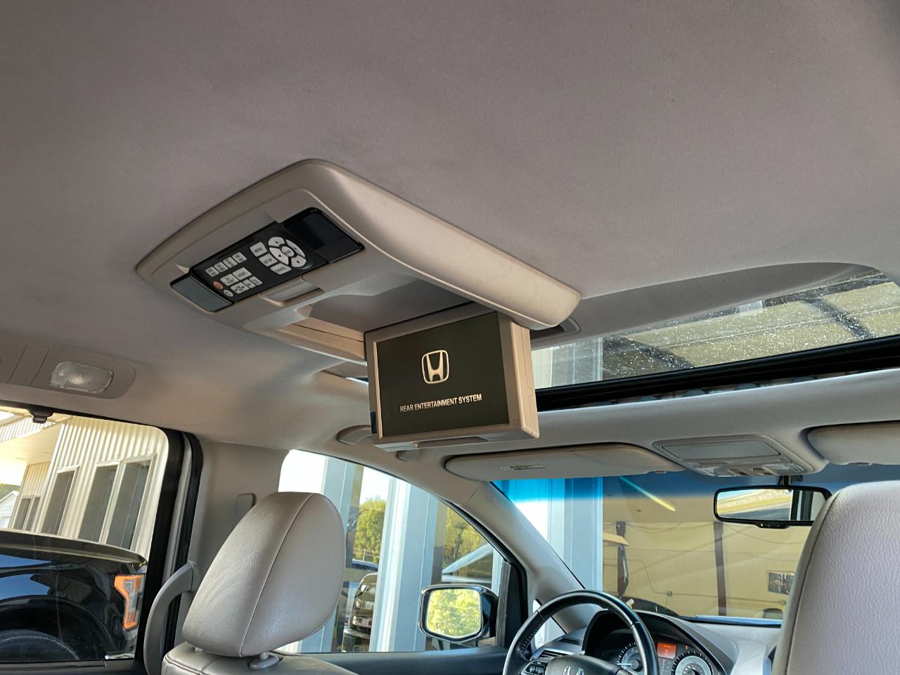Honda Odyssey Touring 2012