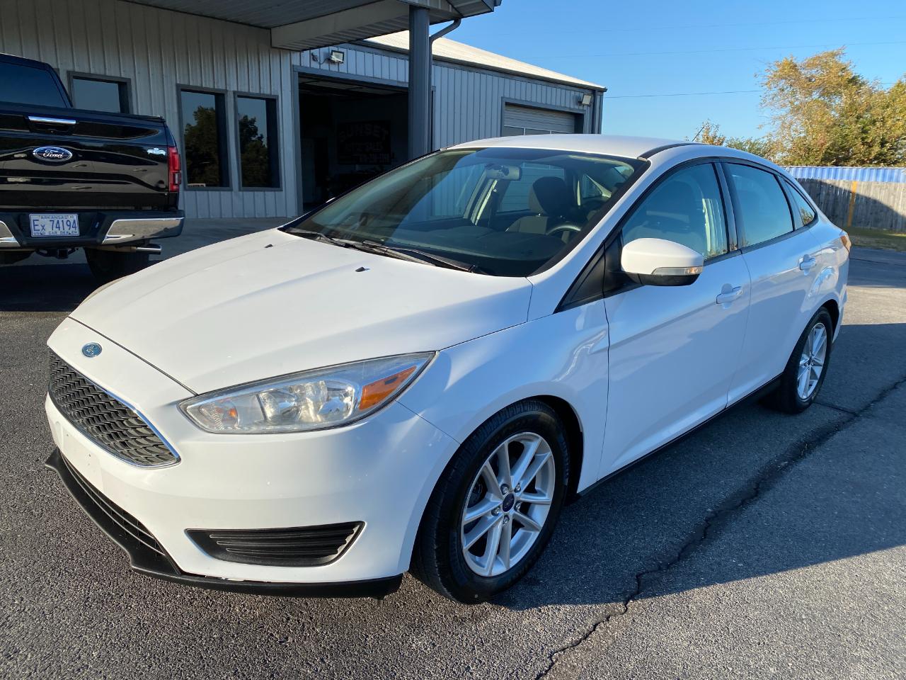 Ford Focus SE Sedan 2016