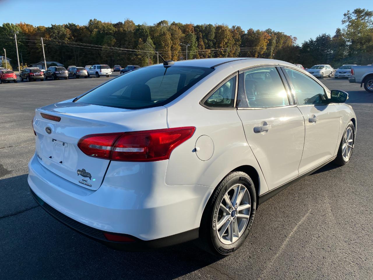 Ford Focus SE Sedan 2016