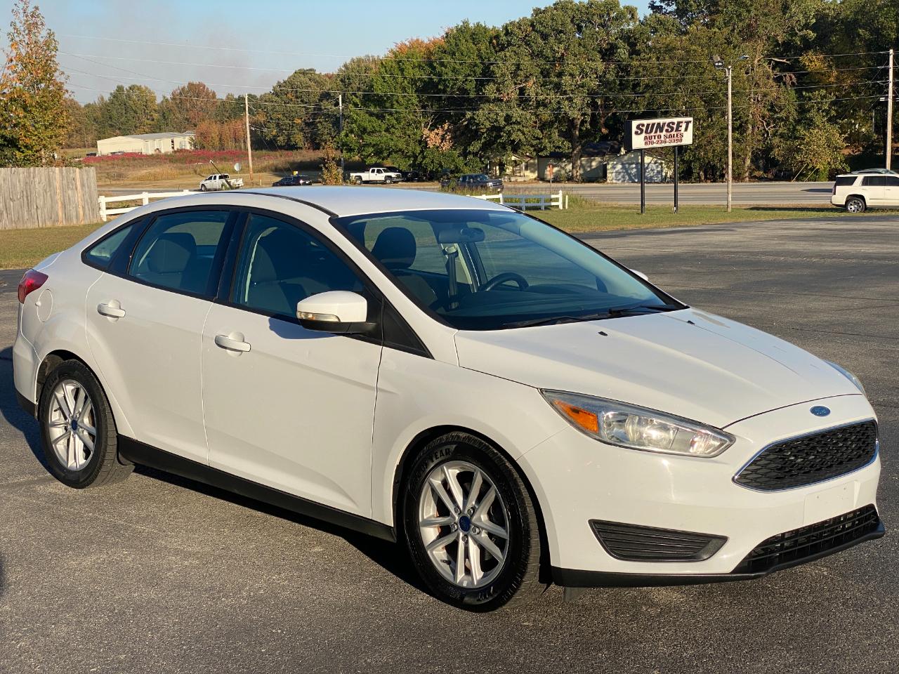 Ford Focus SE Sedan 2016