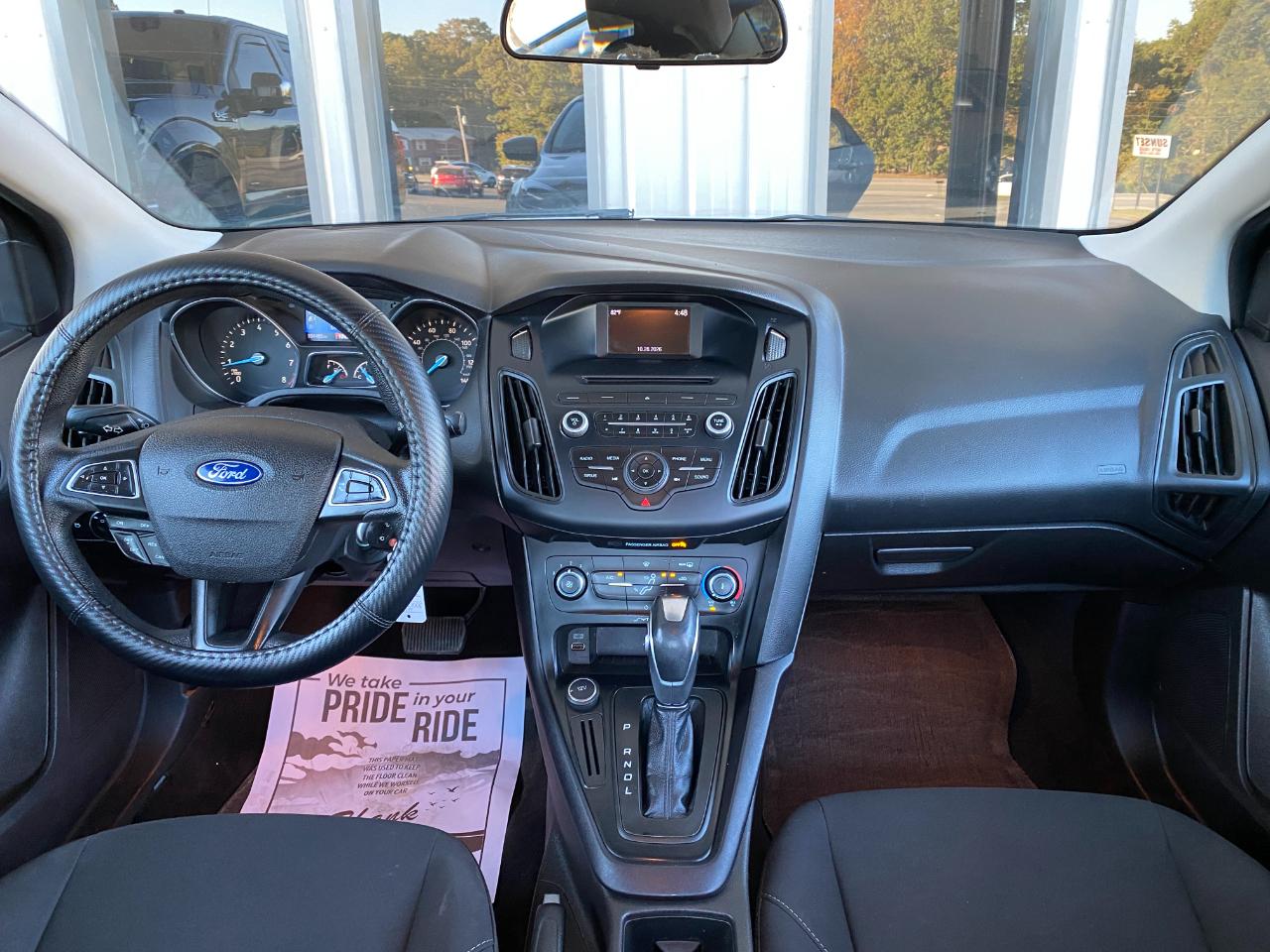 Ford Focus SE Sedan 2016