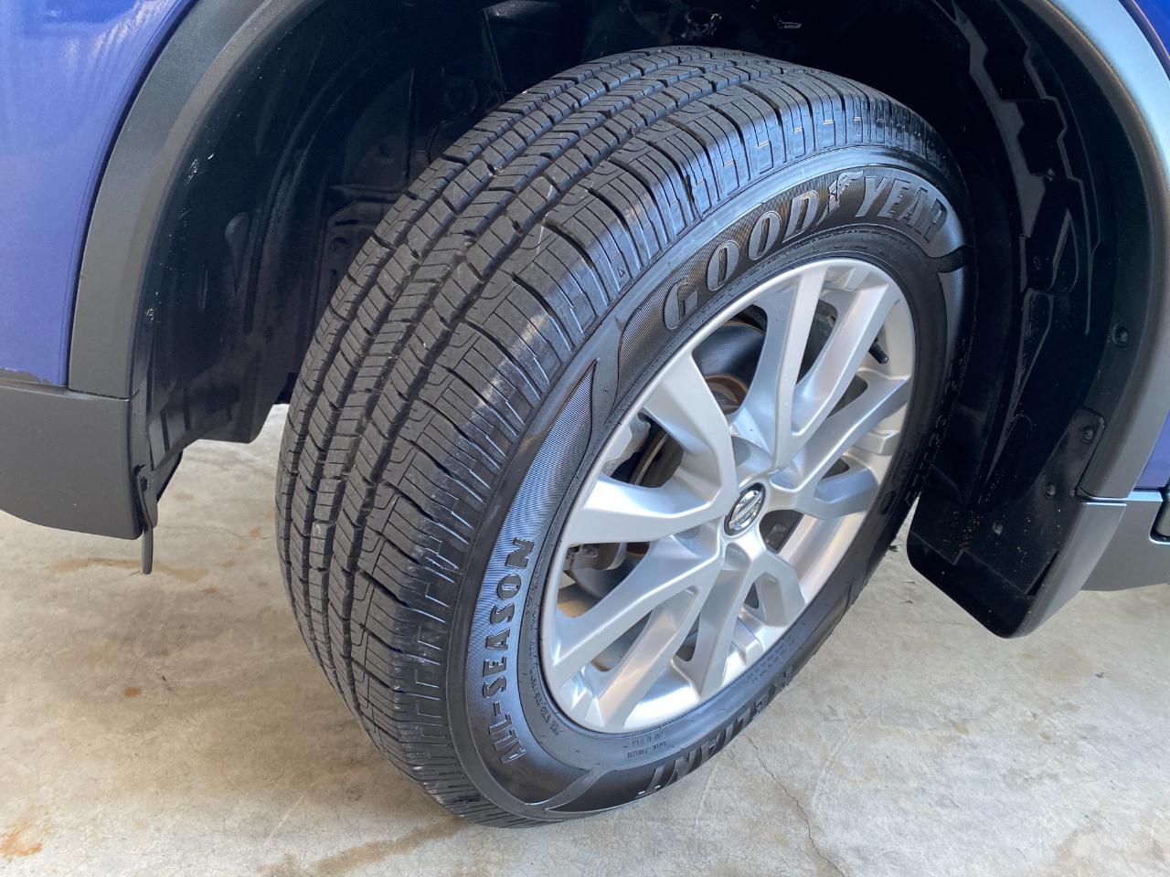 Nissan Rogue SV AWD 2017