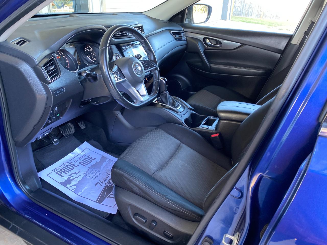 Nissan Rogue SV AWD 2017