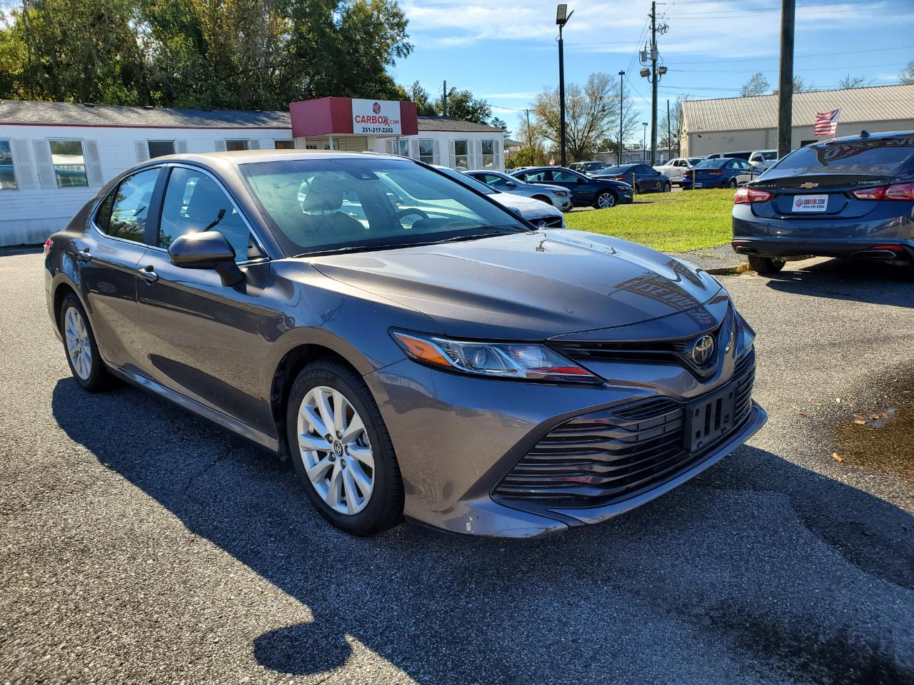2020 Toyota Camry LE Auto (Natl)