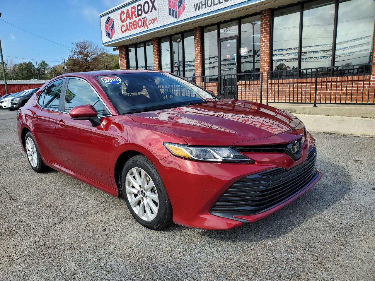2020 Toyota Camry LE Auto (Natl)