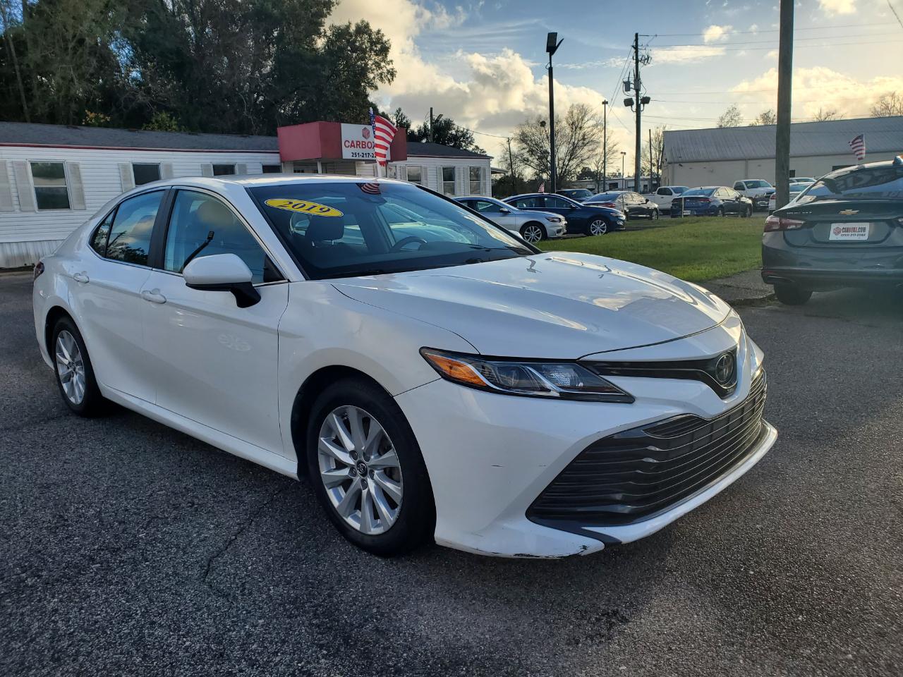 2019 Toyota Camry XLE Auto (Natl)