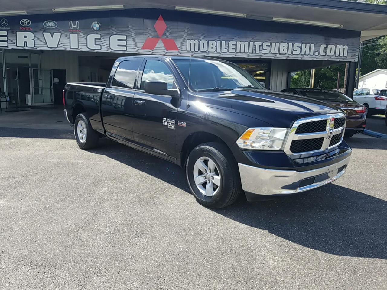 2020 RAM 1500 Classic SLT 4x4 Crew Cab 6'4" Box