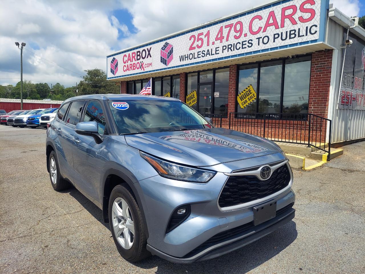 Toyota Highlander LE AWD (Natl) 2020