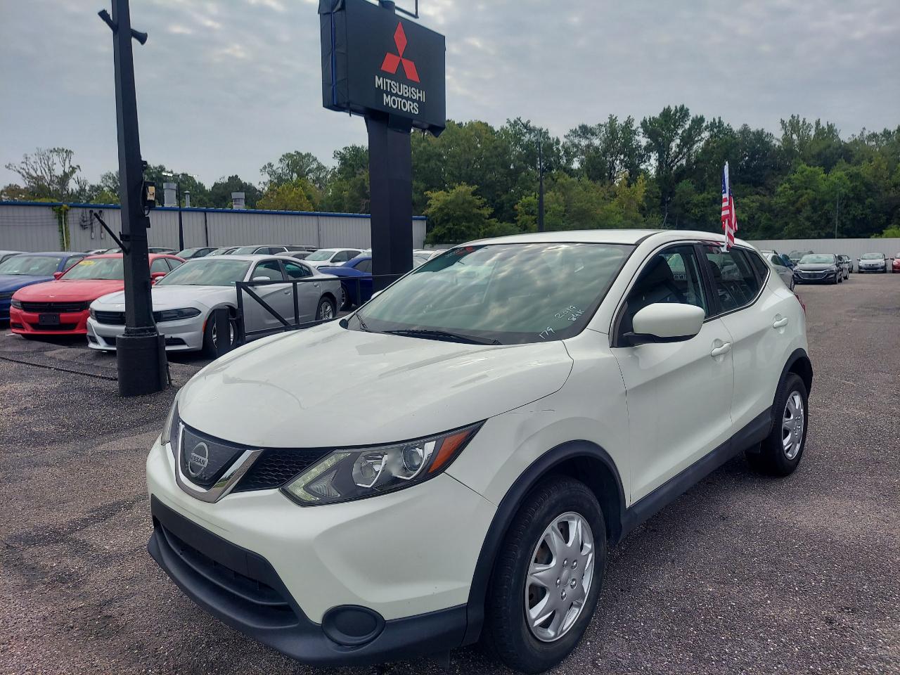 Nissan Rogue Sport FWD S 2019