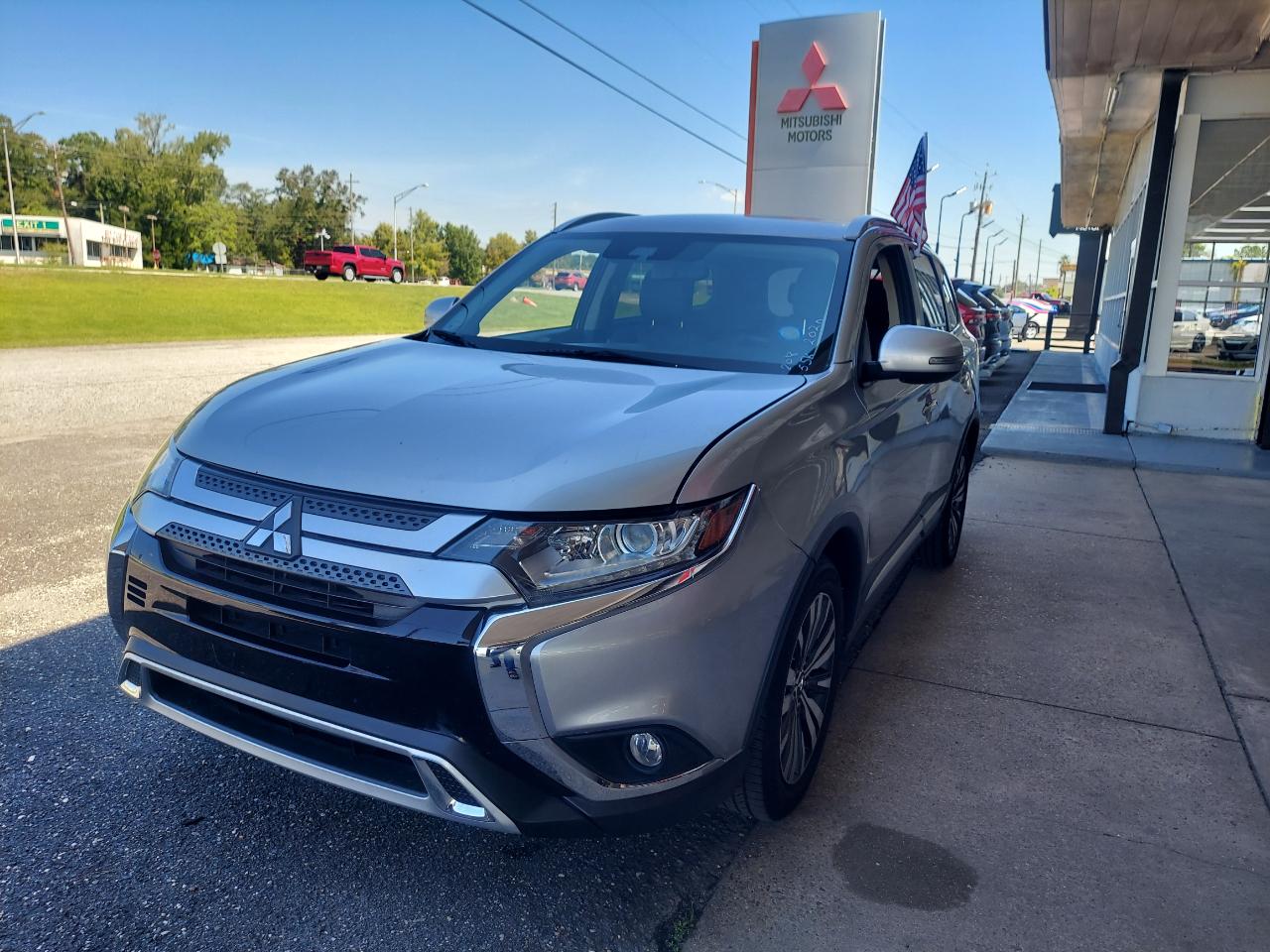 Mitsubishi Outlander SEL FWD 2020