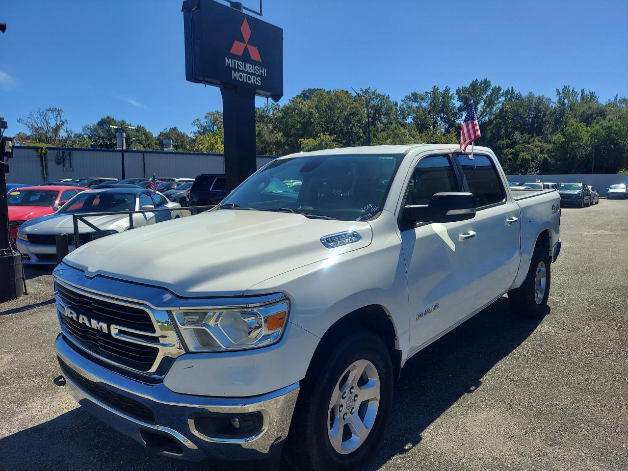2019 RAM 1500 Big Horn/Lone Star 4x4 Crew Cab 5'7" Box