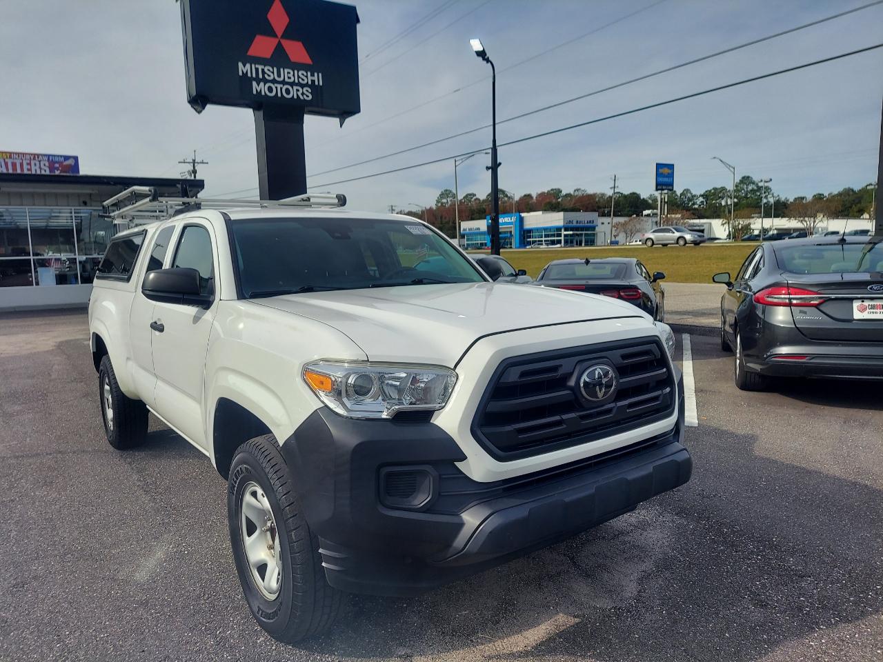 Toyota Tacoma 2WD SR5 Access Cab 6' Bed I4 AT (Natl) 2019