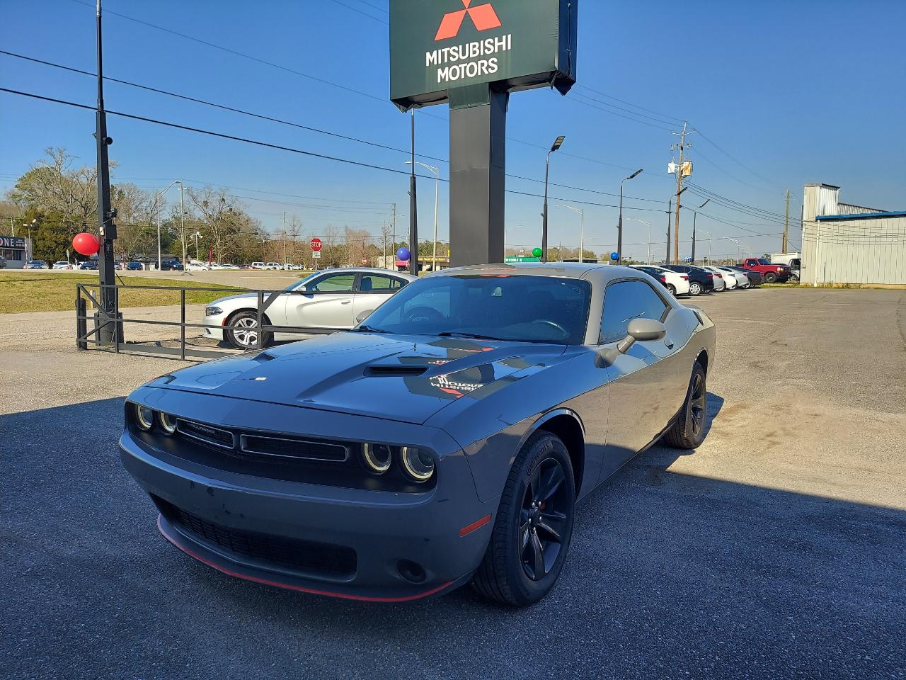 2018 Dodge Challenger SXT RWD