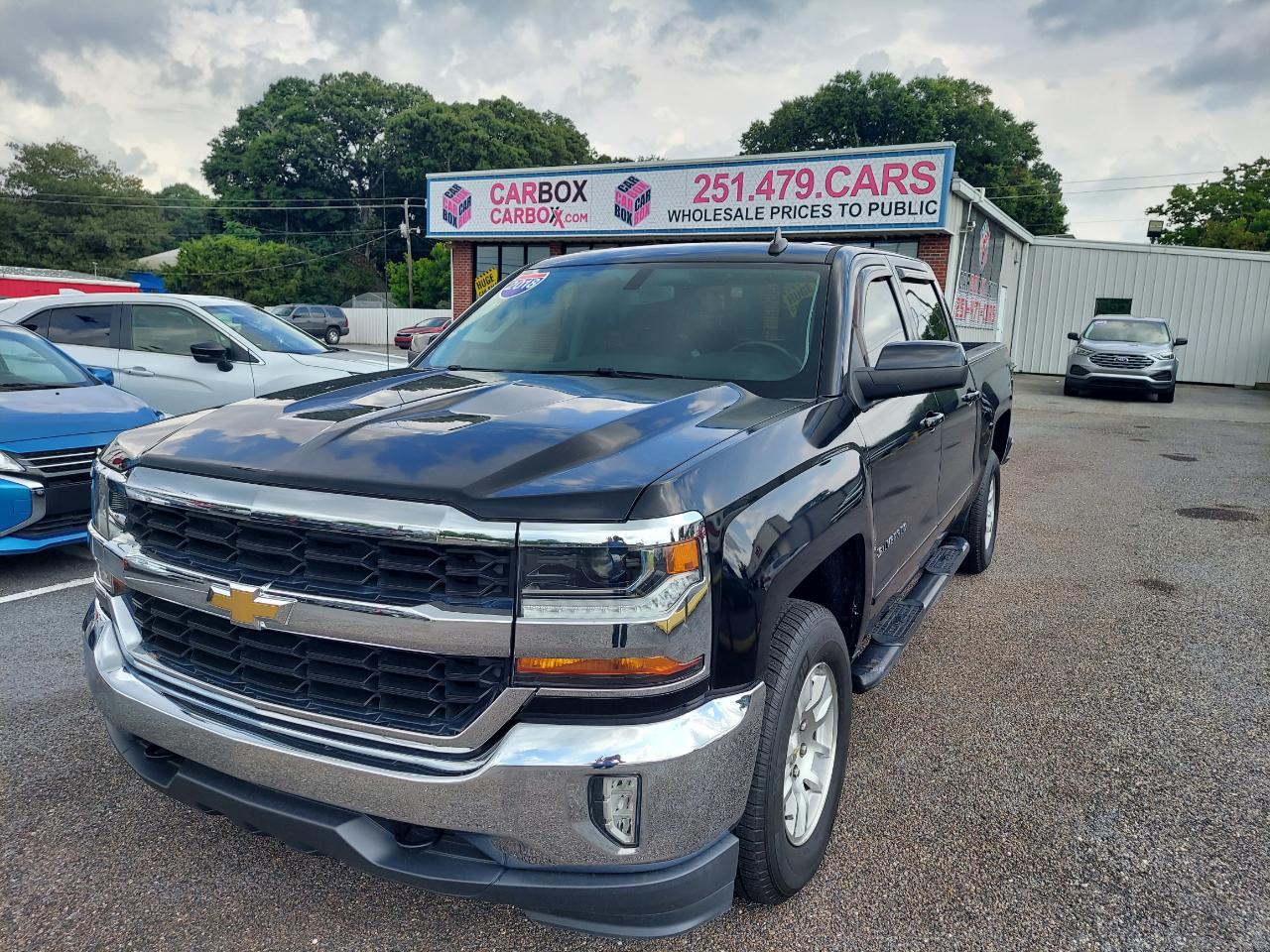 Chevrolet Silverado 1500 4WD Crew Cab 143.5" LT w/1LT 2018