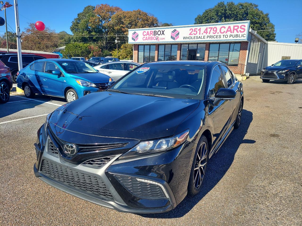 Toyota Camry SE Auto (Natl) 2022