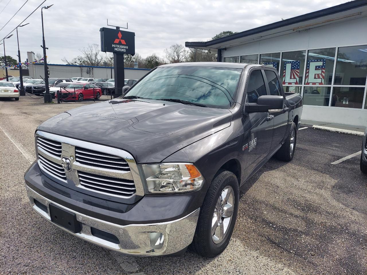 2019 RAM 1500 Classic Lone Star 4x2 Crew Cab 5'7" Box