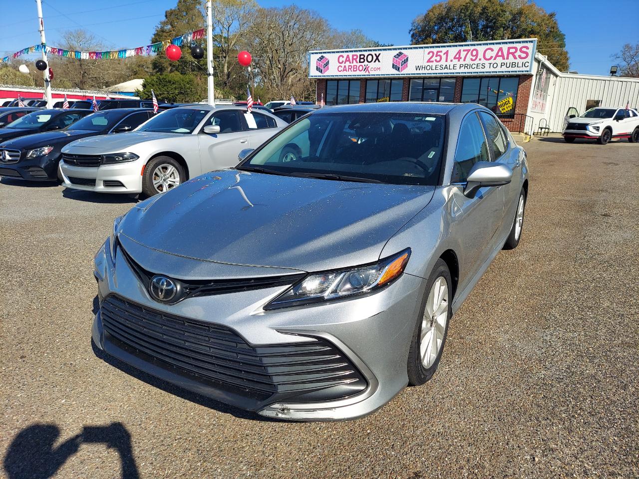 Toyota Camry LE Auto (Natl) 2022