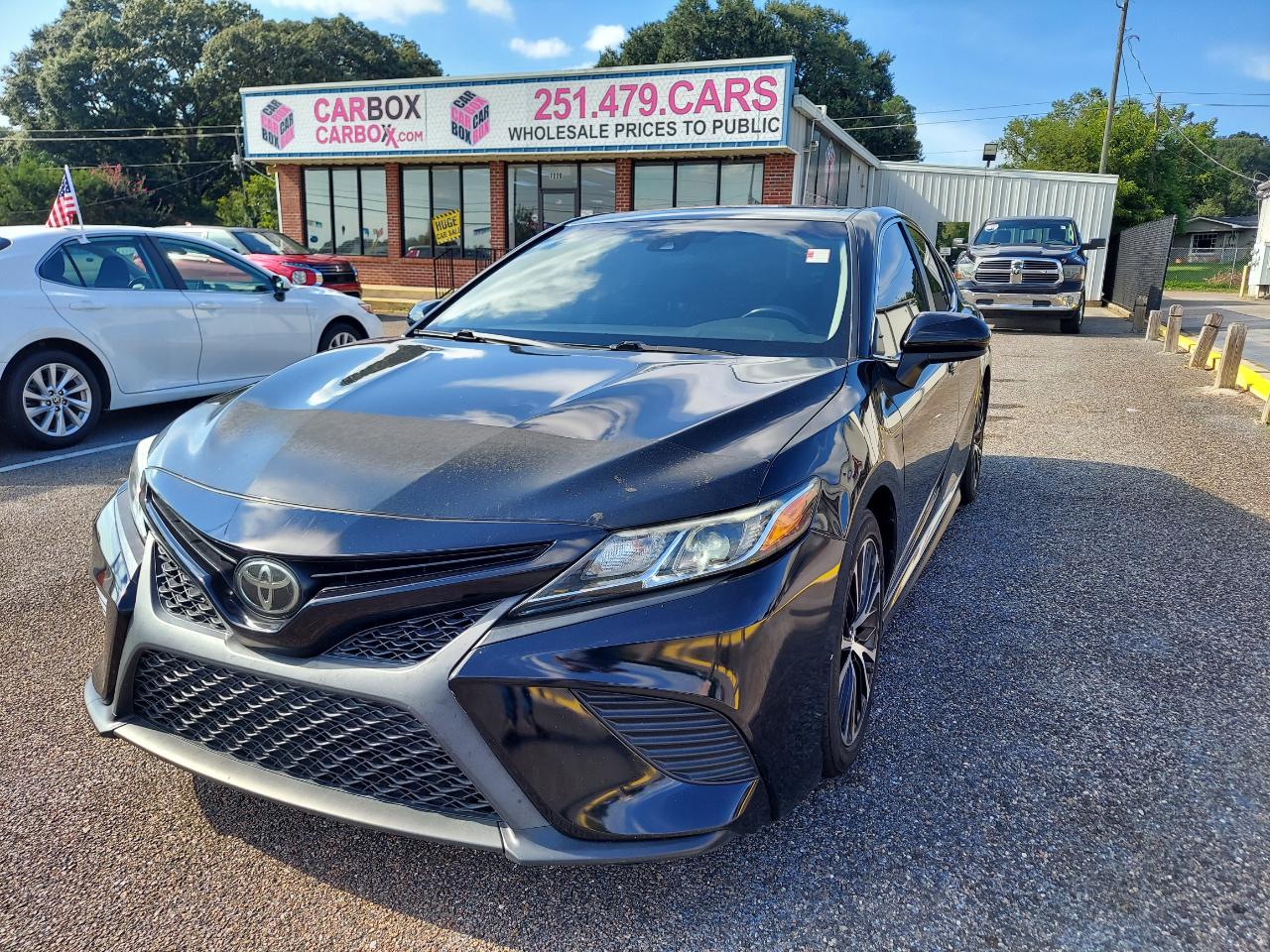 2020 Toyota Camry SE Auto (Natl)