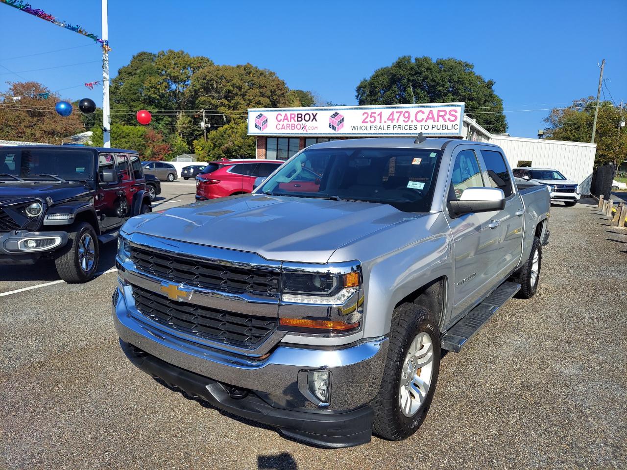 Chevrolet Silverado 1500 4WD Crew Cab 143.5" LT w/1LT 2018