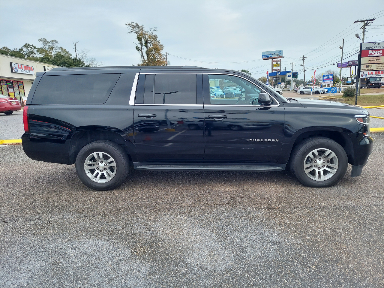 Chevrolet Suburban 2WD 4dr LS 2020