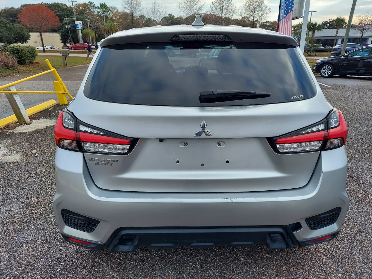 Mitsubishi Outlander Sport ES 2.0 AWC CVT 2021