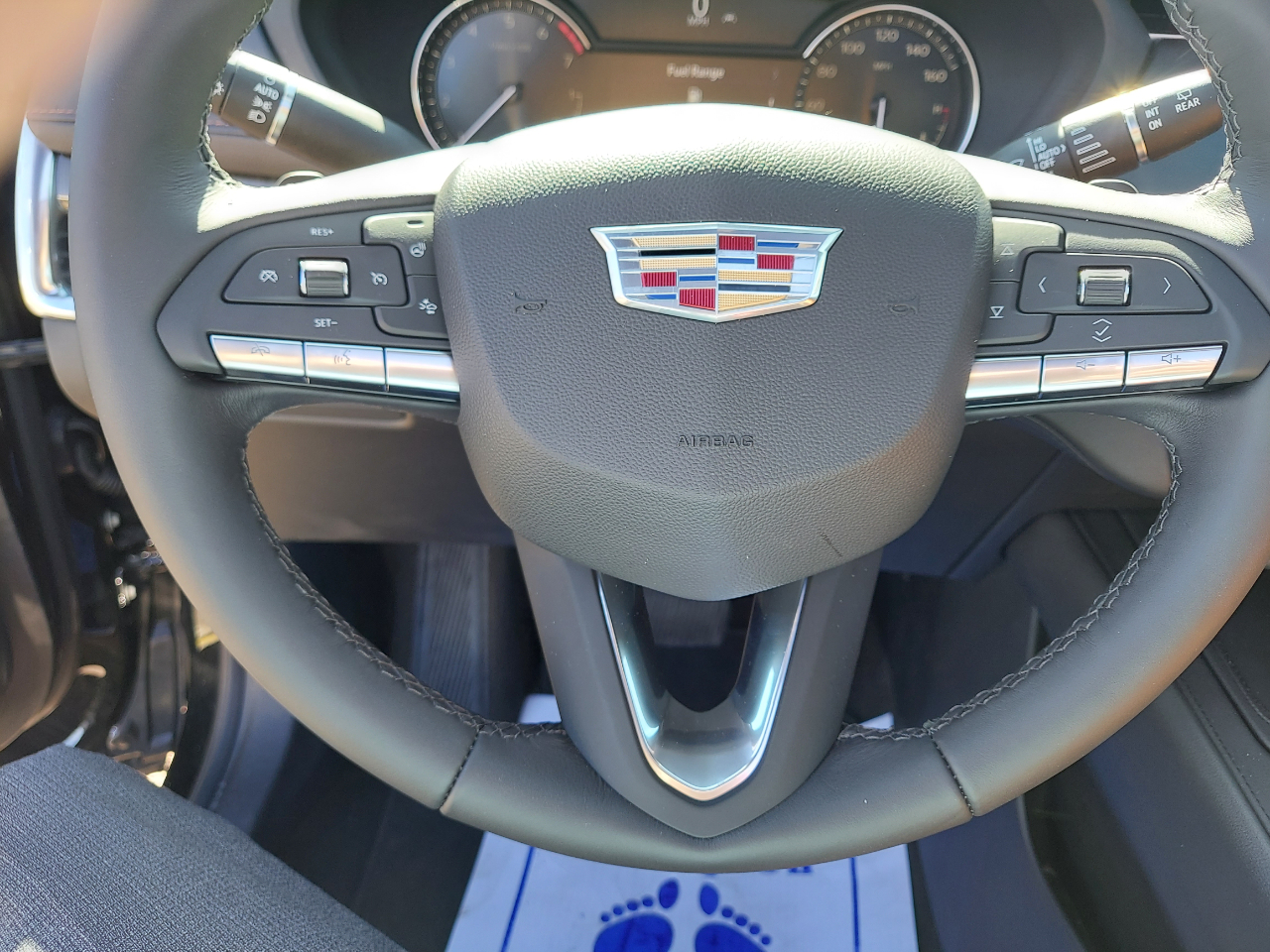 Cadillac XT4 FWD 4dr Premium Luxury 2022