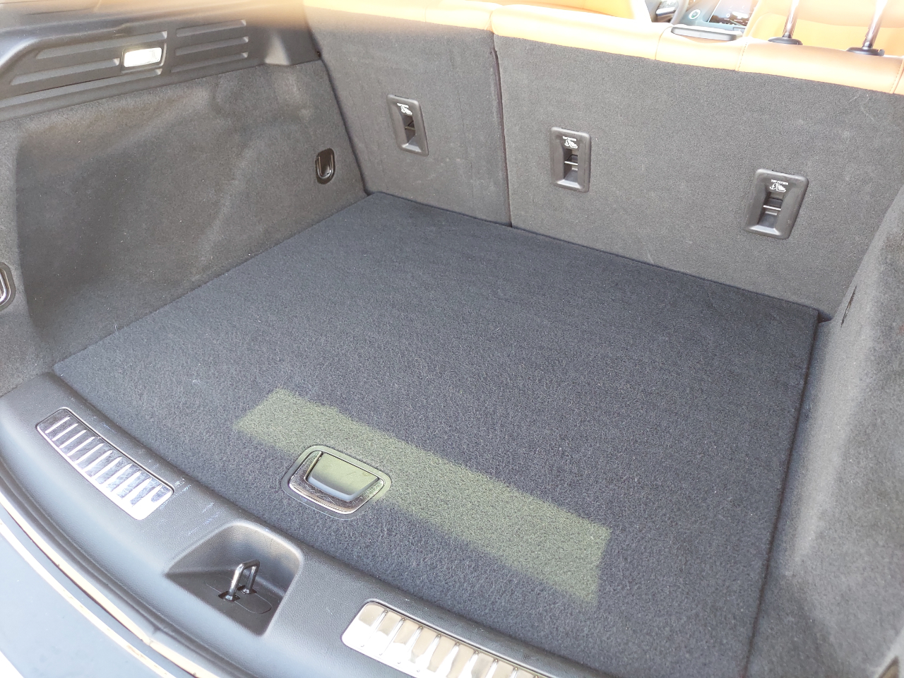 Cadillac XT4 FWD 4dr Premium Luxury 2022