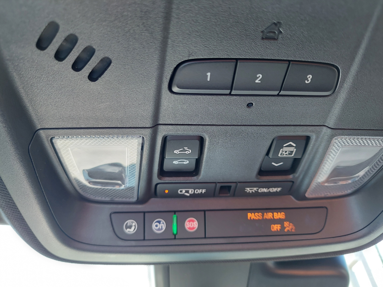 Cadillac XT4 FWD 4dr Premium Luxury 2022