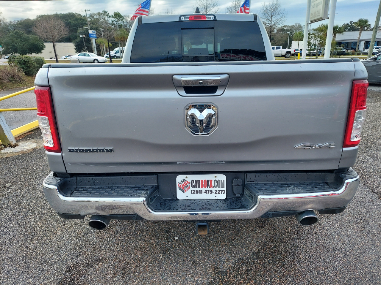 RAM 1500 Big Horn 4x4 Crew Cab 5'7" Box 2020
