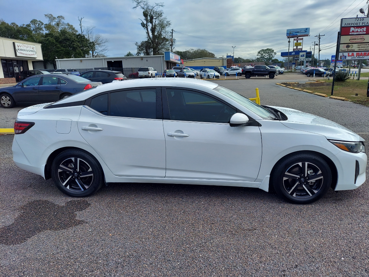 Nissan Sentra SV CVT 2025