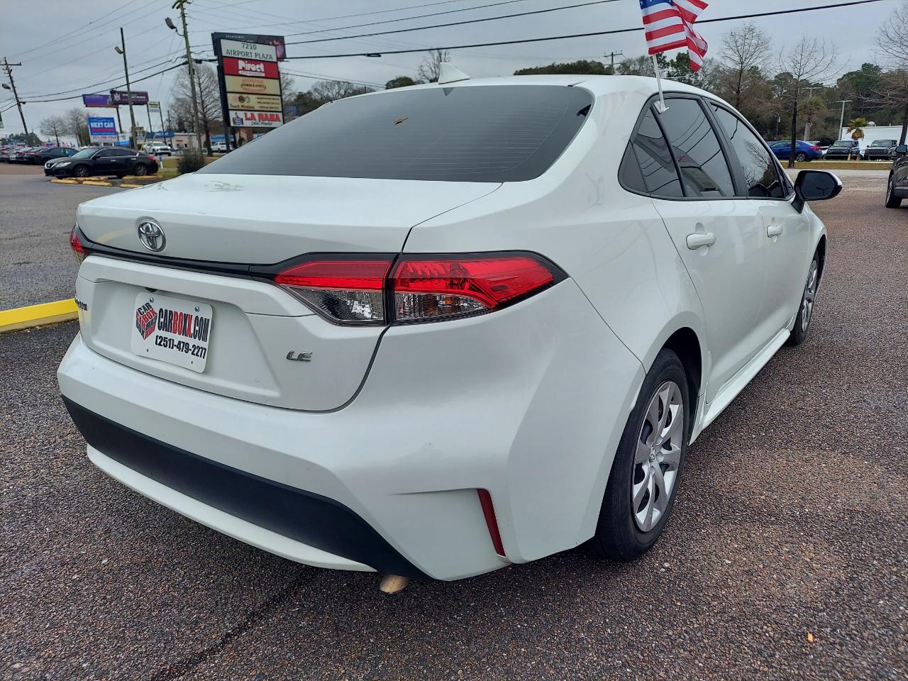 Toyota Corolla LE CVT (Natl) 2022