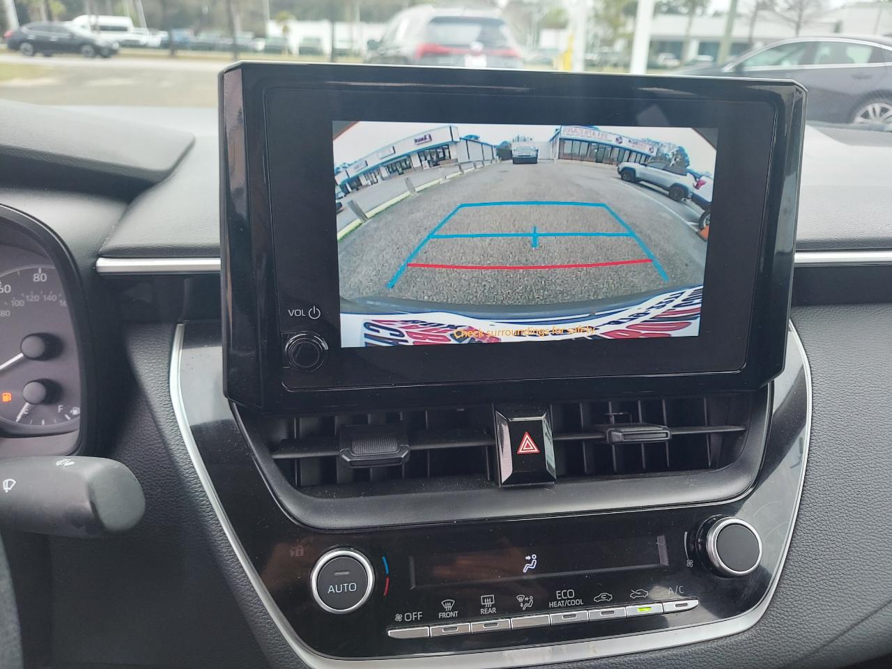 Toyota Corolla LE CVT (Natl) 2025