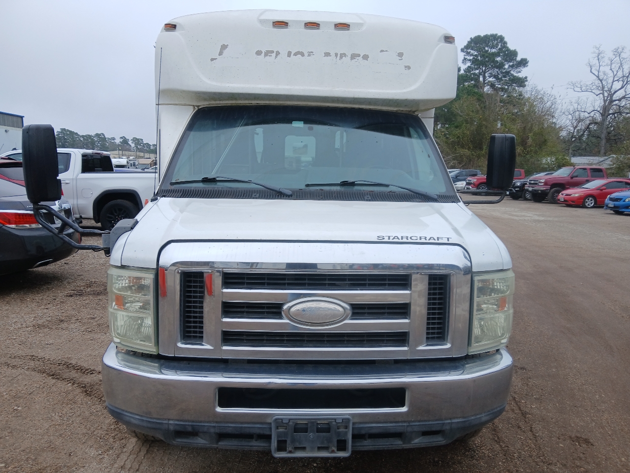 Ford Econoline E350 Super Duty 2014