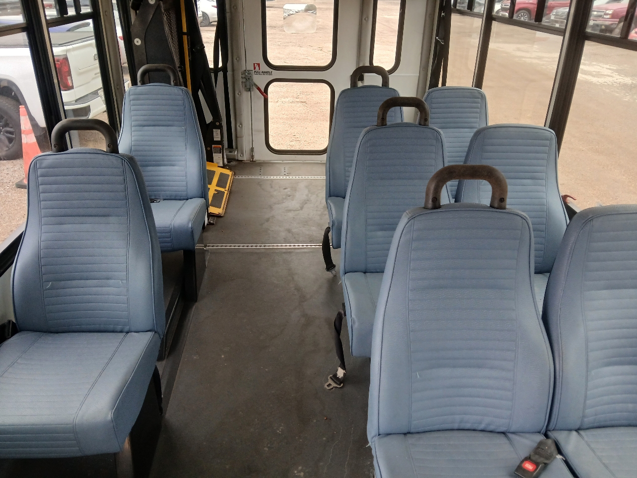 Ford Econoline E350 Super Duty 2014