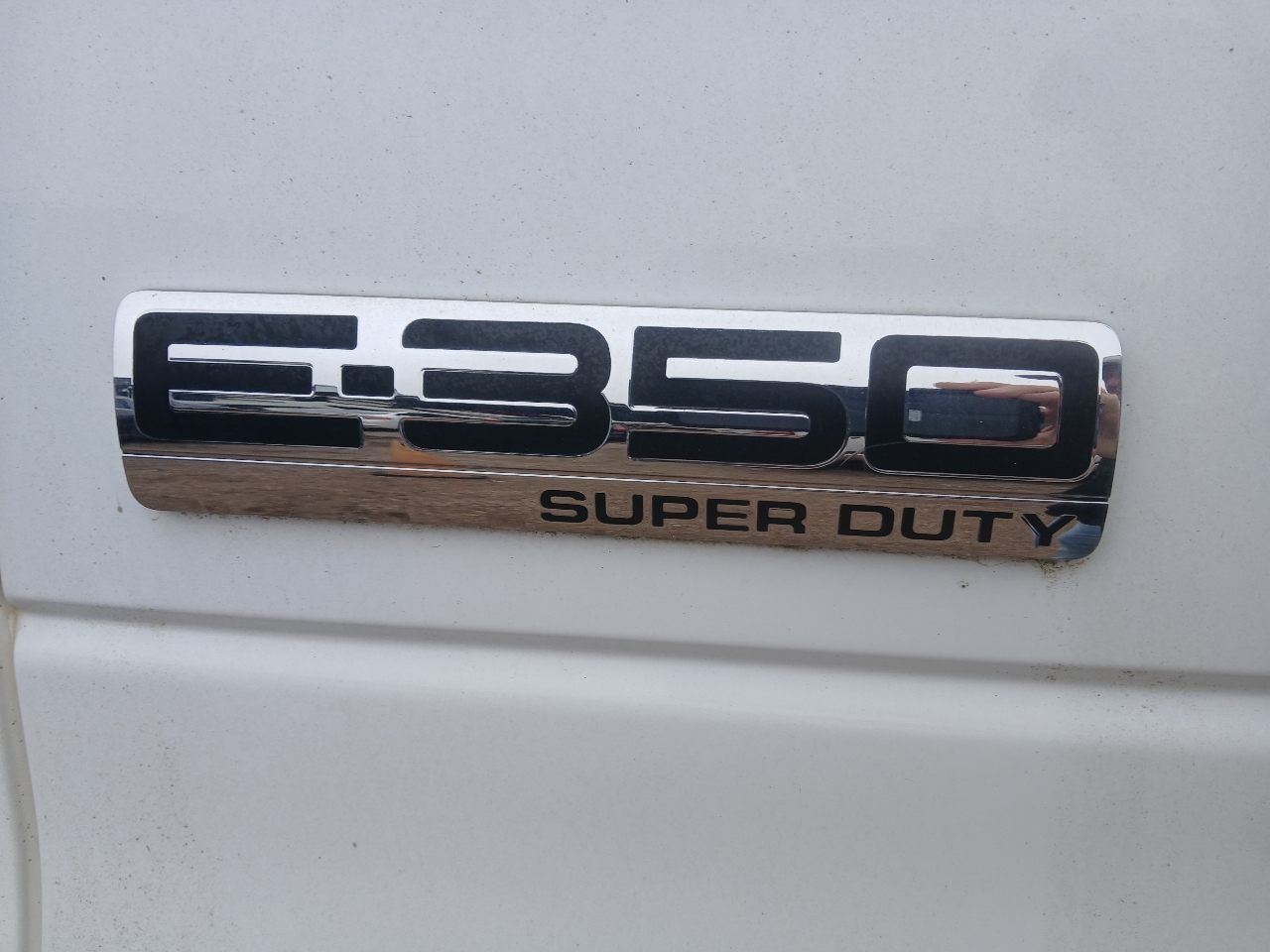 Ford Econoline E350 Super Duty 2014