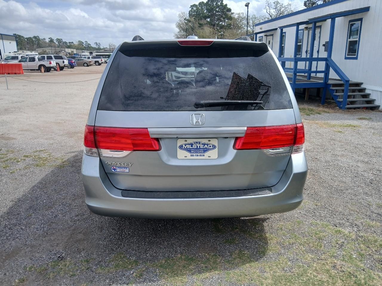 Honda Odyssey 5dr 6-Passenger EX 2009