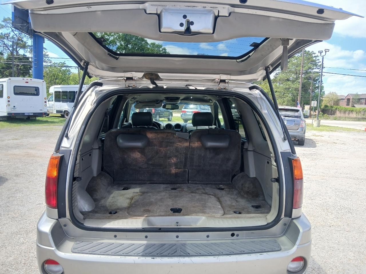 GMC Envoy 2WD 4dr SLE 2002