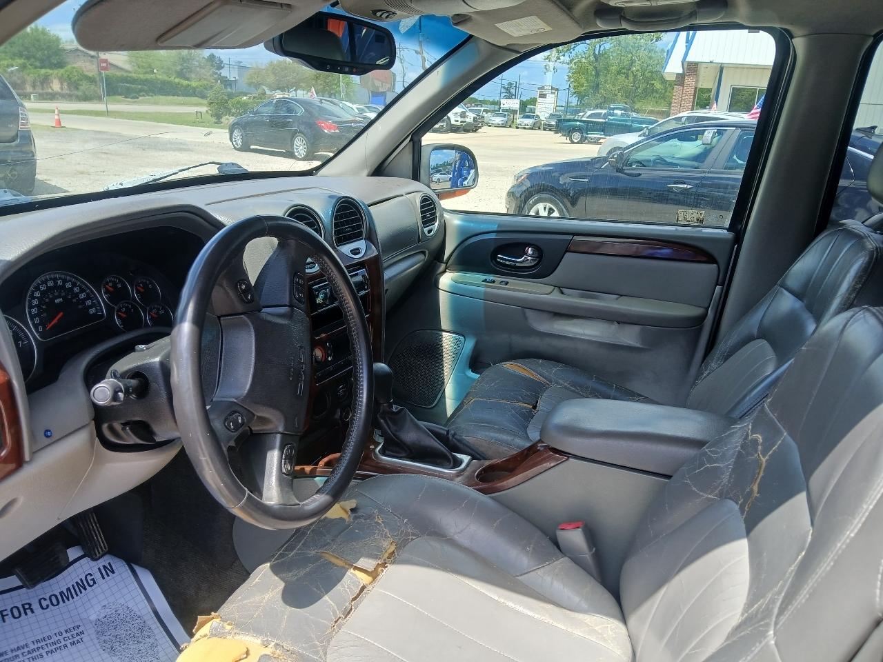 GMC Envoy 2WD 4dr SLE 2002