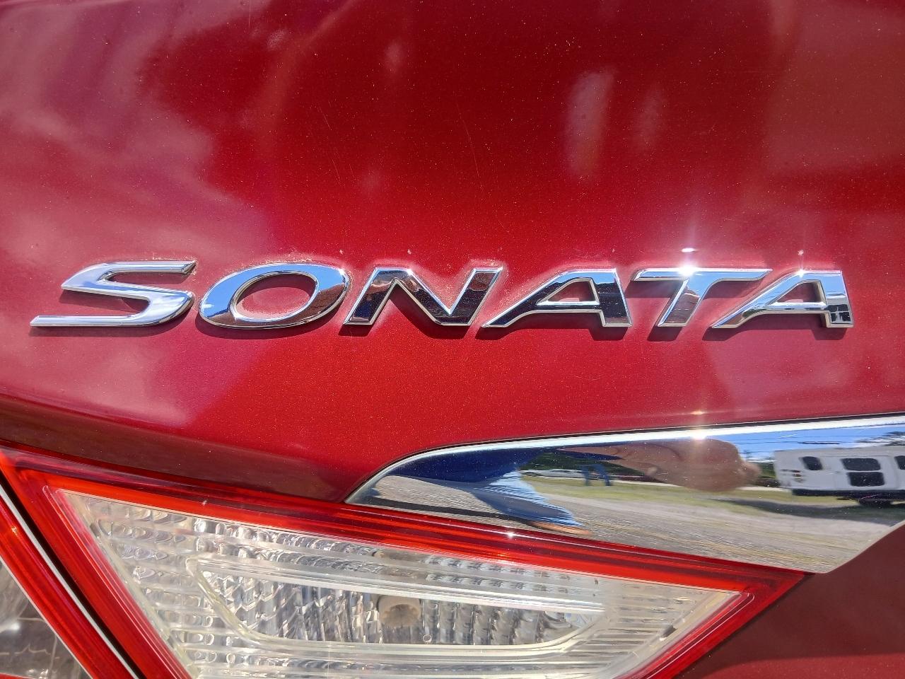 Hyundai Sonata Limited Auto 2011
