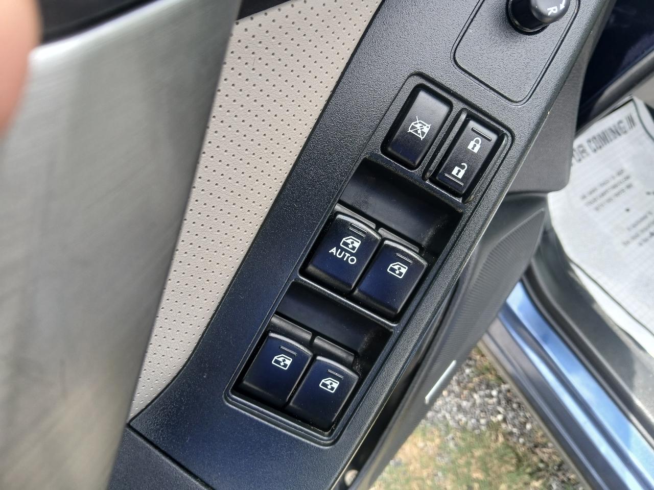 Subaru Forester 2.5i Touring 2014