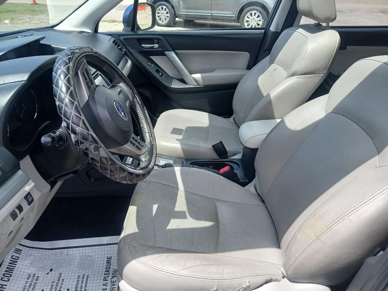 Subaru Forester 2.5i Touring 2014
