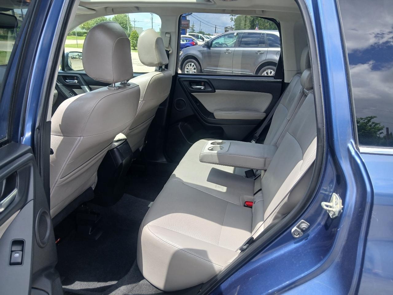 Subaru Forester 2.5i Touring 2014