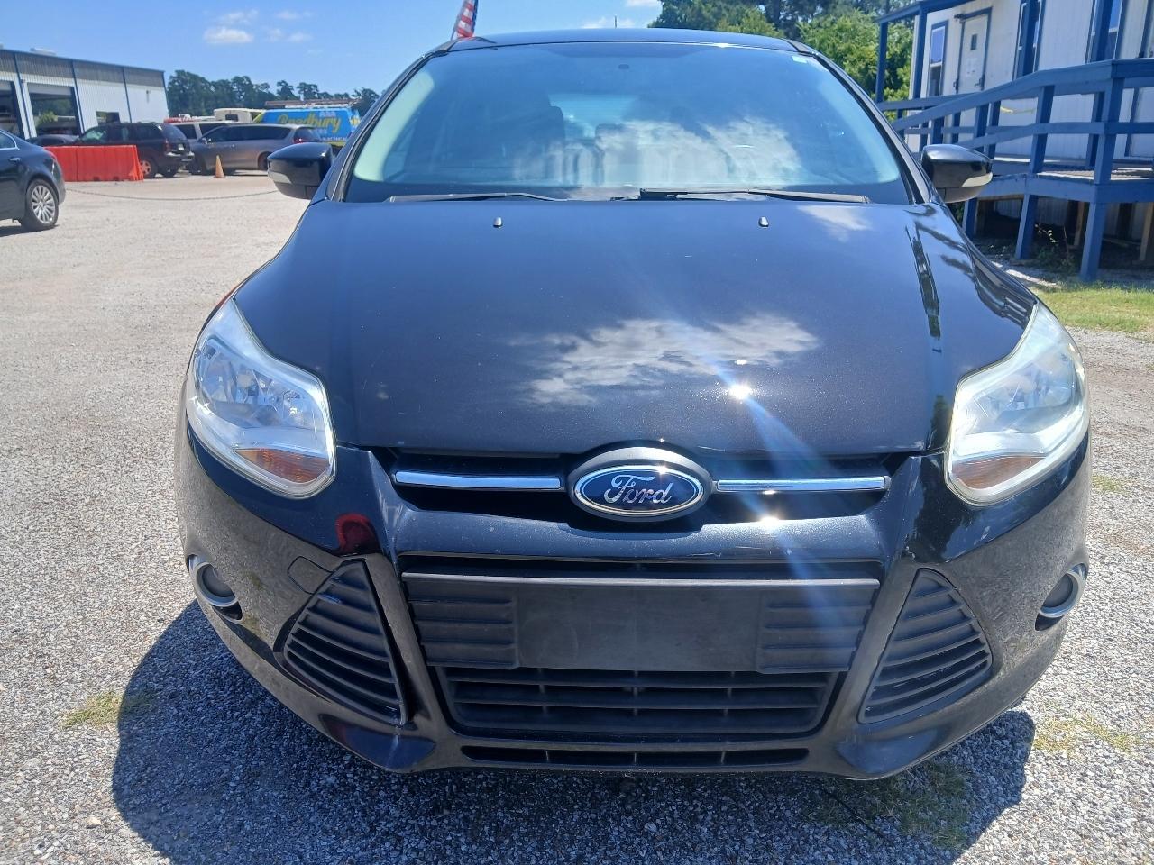 Ford Focus SE Hatch 2014