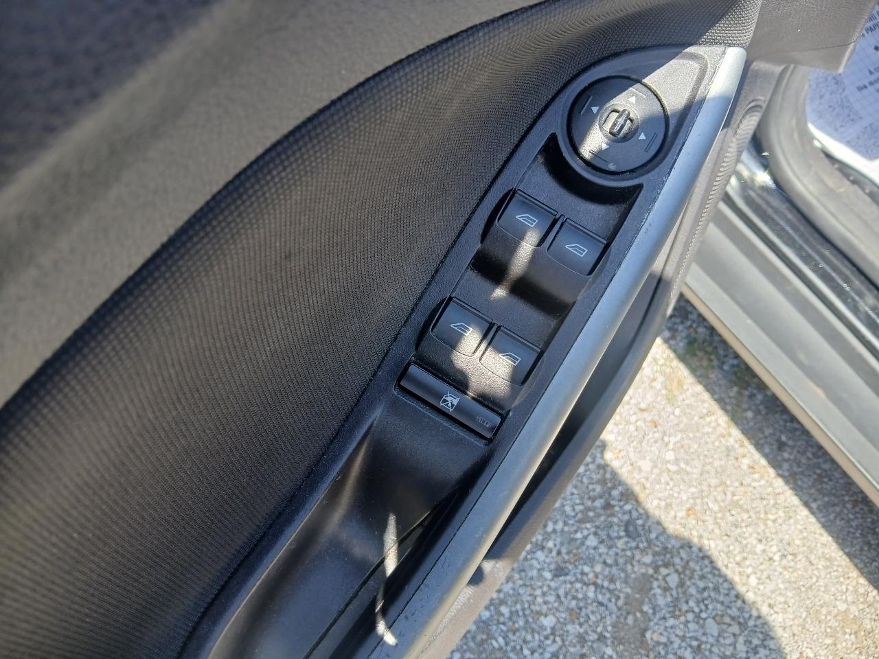 Ford Focus SE Hatch 2014