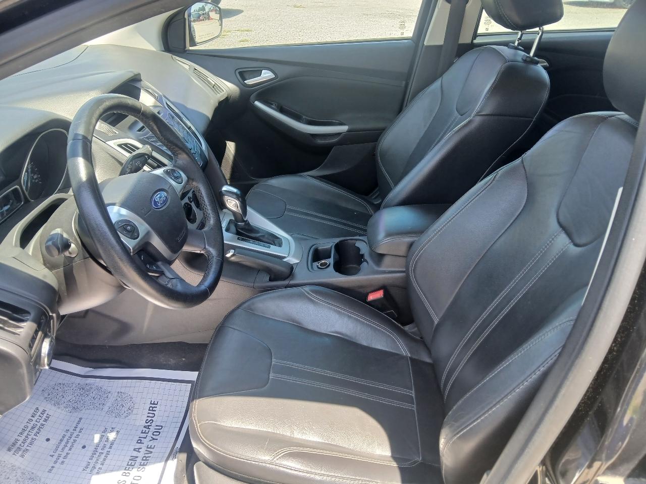 Ford Focus SE Hatch 2014