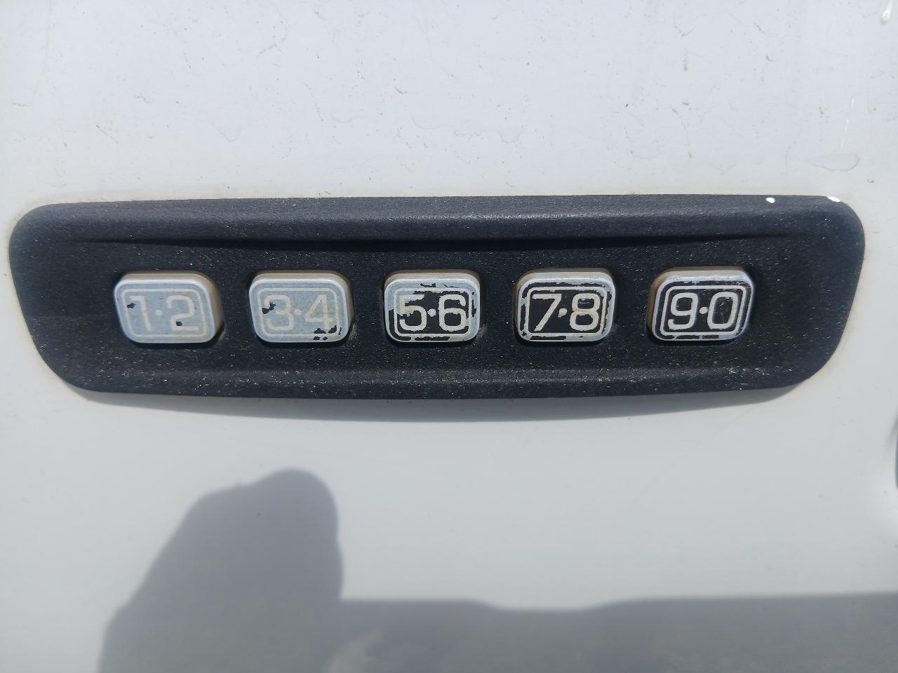 Ford Explorer Sport Trac 4D SUV RWD 2005