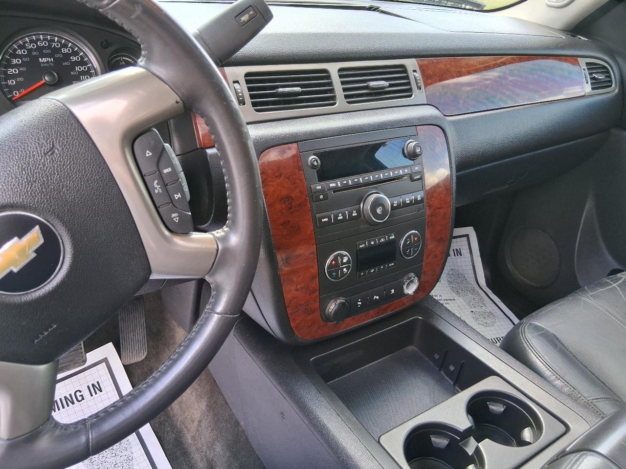 Chevrolet Tahoe 2WD 4dr 1500 LT 2011