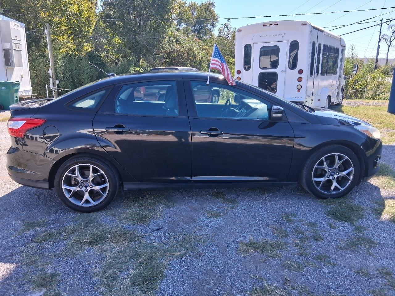 Ford Focus SE 2013